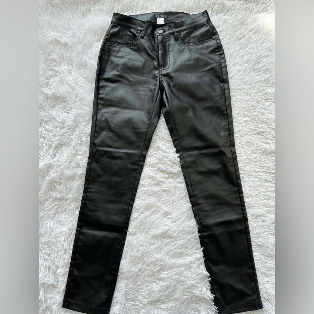 VENUS ~ Faux leather pants